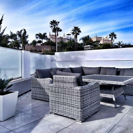 דירות אדחה Luxury Townhouse מראה חיצוני תמונה