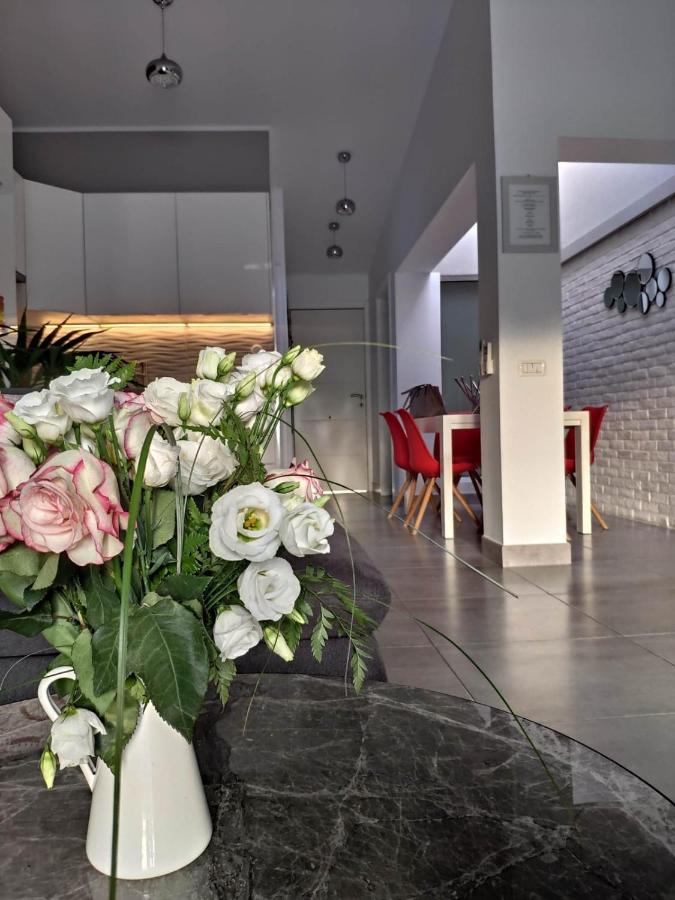 דירות אדחה Luxury Townhouse מראה חיצוני תמונה