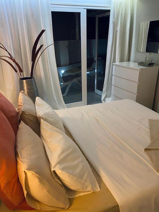 דירות אדחה Luxury Townhouse מראה חיצוני תמונה
