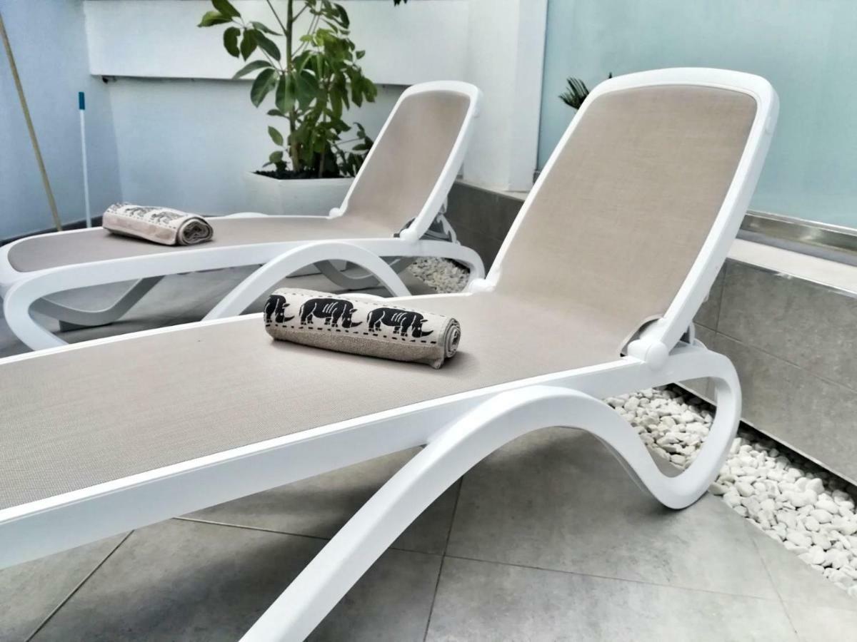 דירות אדחה Luxury Townhouse מראה חיצוני תמונה