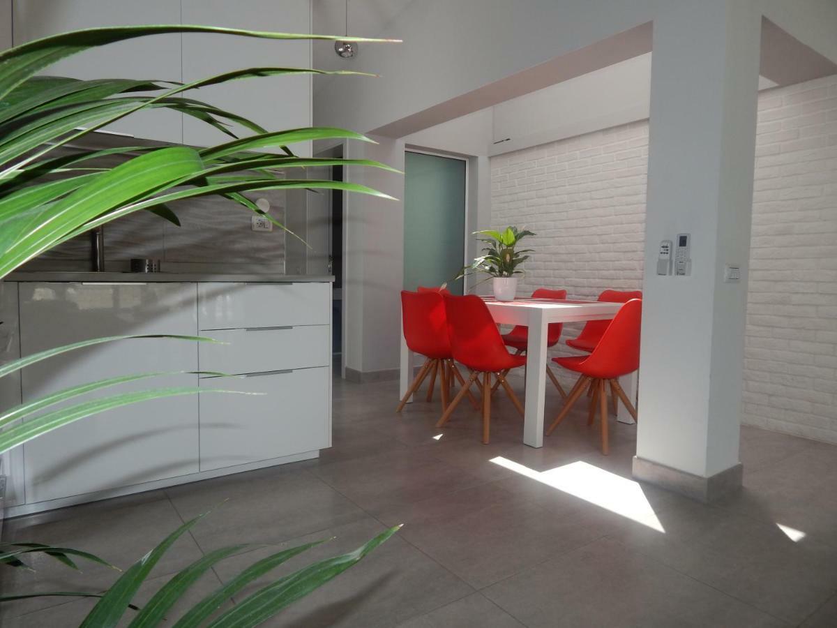 דירות אדחה Luxury Townhouse מראה חיצוני תמונה