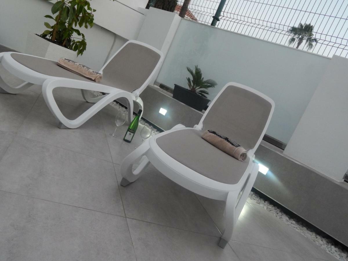 דירות אדחה Luxury Townhouse מראה חיצוני תמונה