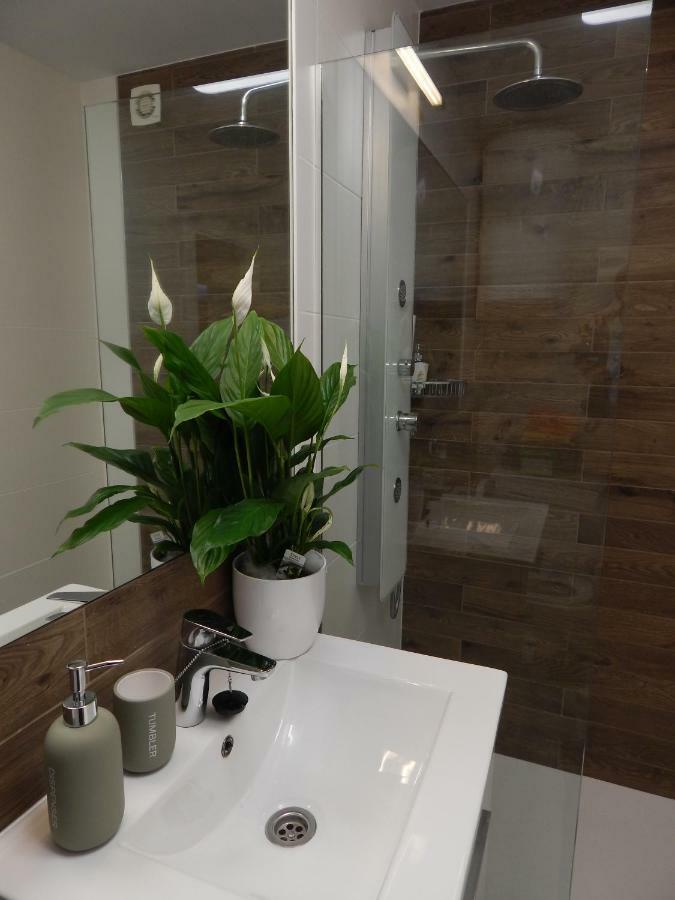 דירות אדחה Luxury Townhouse מראה חיצוני תמונה