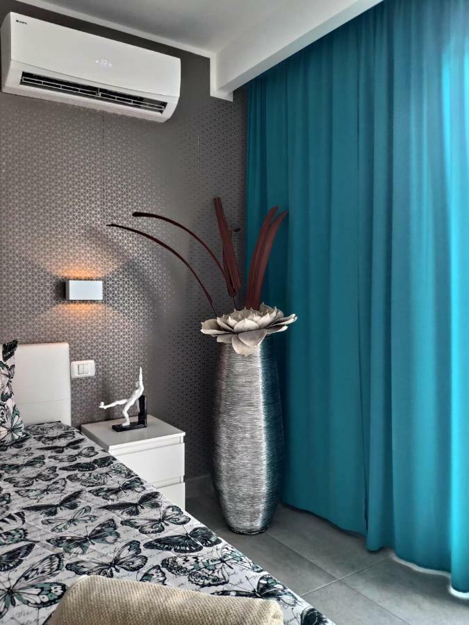 דירות אדחה Luxury Townhouse מראה חיצוני תמונה